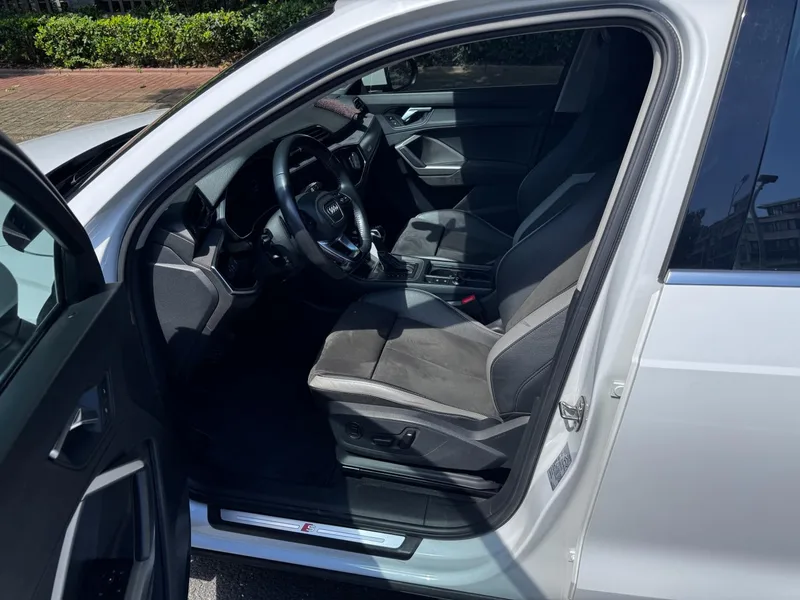Audi Q3 2022 35 TFSI Tipo dinámico de moda interior foto 6 Audi Q3 2022 35 TFSI Tipo dinámico de moda interior foto 6