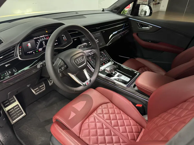 Audi SQ7 2024 4.0 TFSI Edición Dark Night Knight interior foto 10 Audi SQ7 2024 4.0 TFSI Edición Dark Night Knight interior foto 10