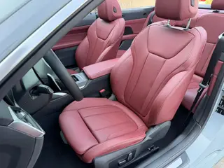 BMW 4 Series 2023 425i Convertible M Sports suit interior photo 13 BMW 4 Series 2023 425i Convertible M Sports suit interior photo 13