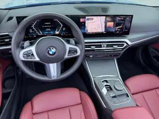 BMW 4 Series 2023 425i Convertible M Sports suit interior photo 17 BMW 4 Series 2023 425i Convertible M Sports suit interior photo 17