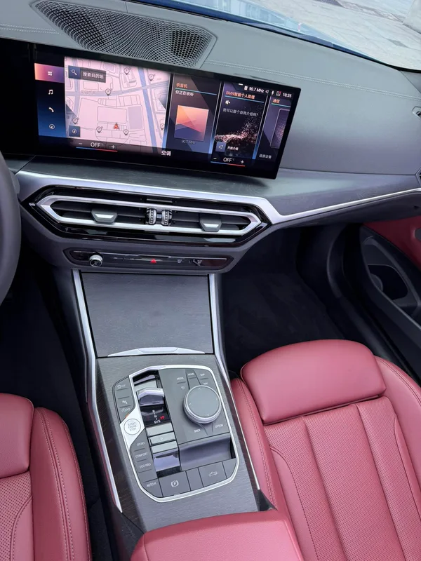 BMW 4 Series 2023 425i Convertible M Sports suit interior photo 18 BMW 4 Series 2023 425i Convertible M Sports suit interior photo 18