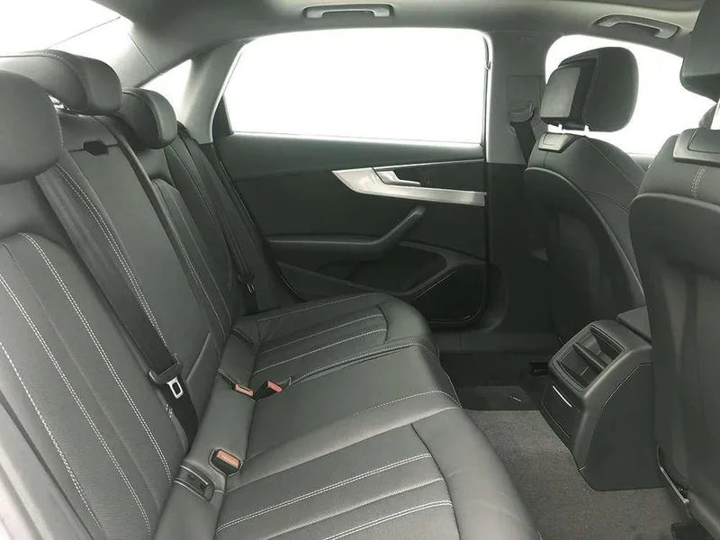 Audi A4L 2024 40 TFSI Fashion dynamic type interior photo 7 Audi A4L 2024 40 TFSI Fashion dynamic type interior photo 7