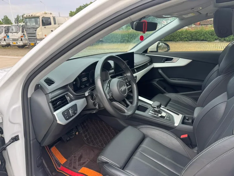 Audi A4L 2022 40 TFSI Fashion dynamic type interior photo 10 Audi A4L 2022 40 TFSI Fashion dynamic type interior photo 10