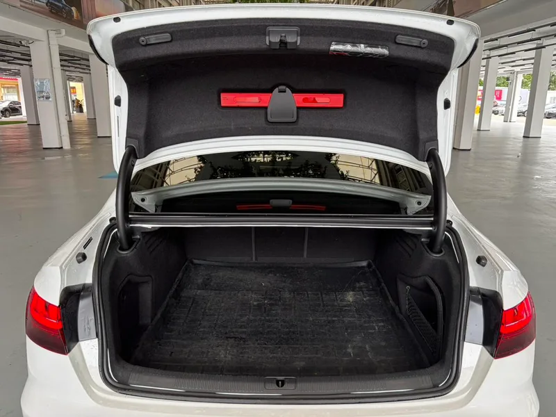 Audi A4L 2023 40 TFSI Fashion dynamic type interior photo 8 Audi A4L 2023 40 TFSI Fashion dynamic type interior photo 8