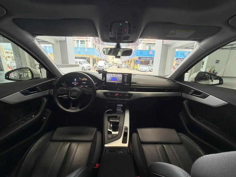 Audi A4L 2023 40 TFSI Fashion dynamic type interior photo 9 Audi A4L 2023 40 TFSI Fashion dynamic type interior photo 9