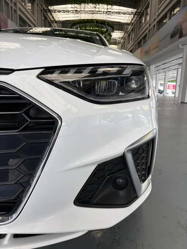 Audi A4L 2023 40 TFSI Fashion dynamic type interior photo 13 Audi A4L 2023 40 TFSI Fashion dynamic type interior photo 13