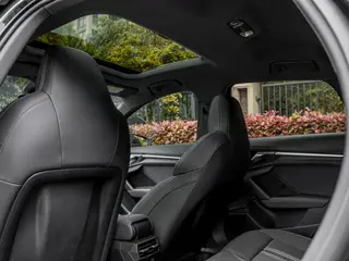 Audi A3 2022 Sportback 35 TFSI Élégant à la mode intérieur photo 14 Audi A3 2022 Sportback 35 TFSI Élégant à la mode intérieur photo 14