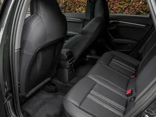 Audi A3 2022 Sportback 35 TFSI Élégant à la mode intérieur photo 15 Audi A3 2022 Sportback 35 TFSI Élégant à la mode intérieur photo 15