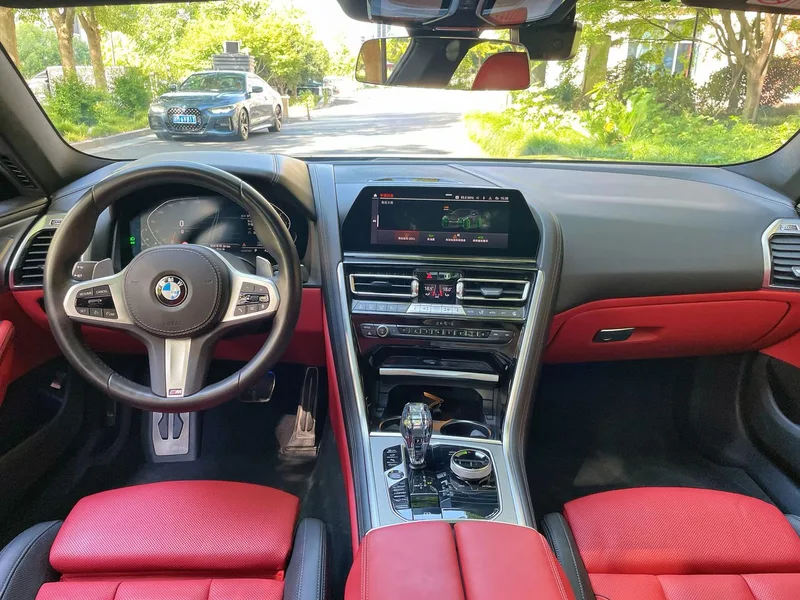 BMW 8 Series 2021 Restyling 840i Four-door coupe M Sports suit interior photo 10 BMW 8 Series 2021 Restyling 840i Four-door coupe M Sports suit interior photo 10