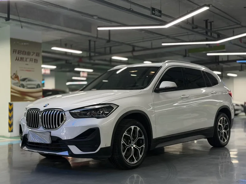 BMW X1 2022 sDrive25Li Líder exterior foto 1 BMW X1 2022 sDrive25Li Líder exterior foto 1
