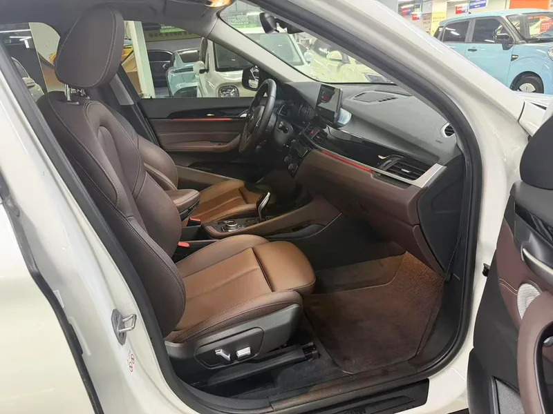 BMW X1 2022 sDrive25Li Líder interior foto 10 BMW X1 2022 sDrive25Li Líder interior foto 10