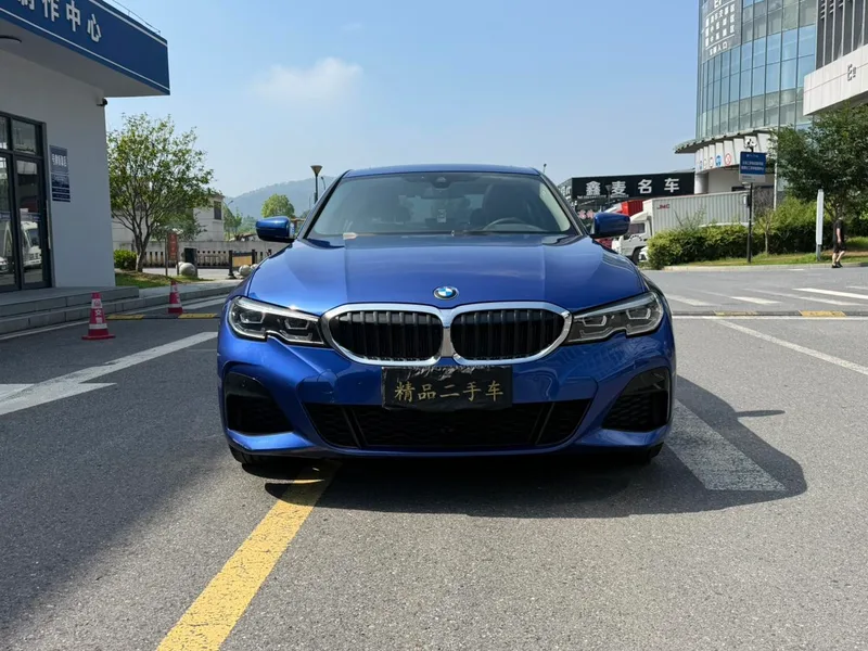 BMW 3 Series 2021 Restyling 325Li M Sports suit exterior photo 2 BMW 3 Series 2021 Restyling 325Li M Sports suit exterior photo 2