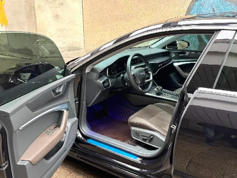 Audi A7L 2024 45 TFSI S-line Conjunto de cristal de flujo de construcción de sueños exterior foto 4