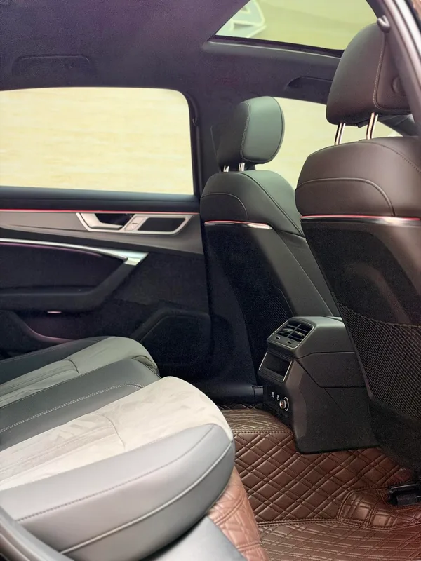 Audi A6L 2024 40 TFSI Deluxe Dynamic interior photo 11 Audi A6L 2024 40 TFSI Deluxe Dynamic interior photo 11