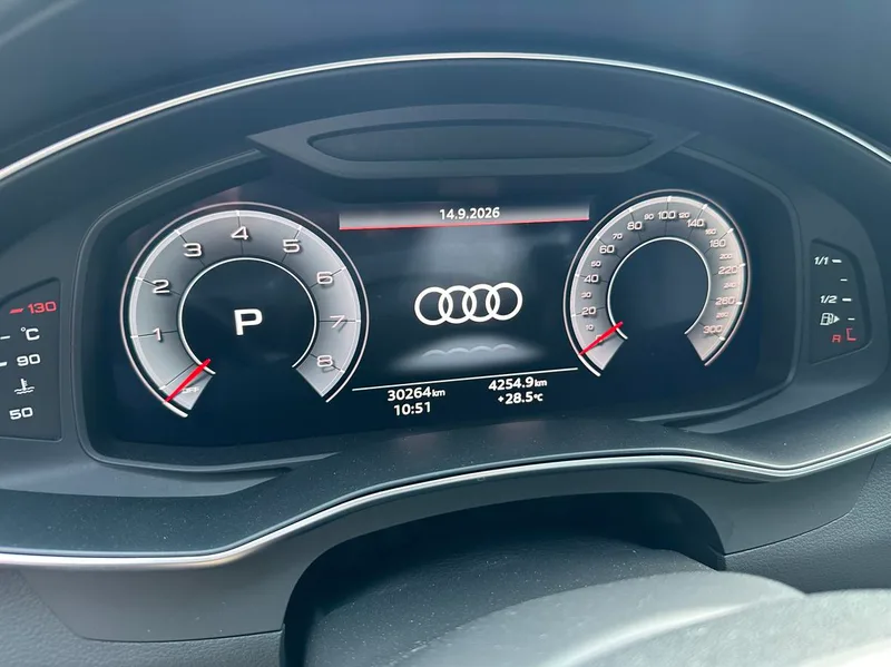 Audi A6L 2024 40 TFSI Deluxe Dynamic interior photo 12 Audi A6L 2024 40 TFSI Deluxe Dynamic interior photo 12