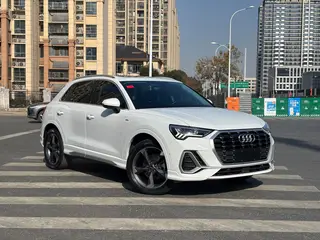 Audi Q3 2022 35 TFSI Tipo dinámico de moda exterior foto 3 Audi Q3 2022 35 TFSI Tipo dinámico de moda exterior foto 3