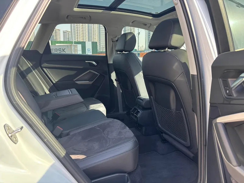 Audi Q3 2022 35 TFSI Tipo dinámico de moda interior foto 17 Audi Q3 2022 35 TFSI Tipo dinámico de moda interior foto 17