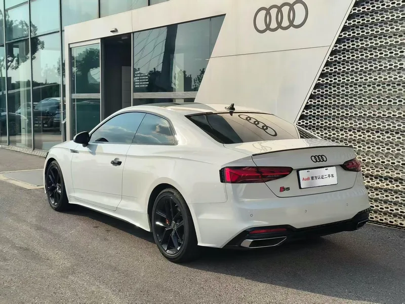 Audi A5 2023 Coupe 40 TFSI Tipo dinámico de moda exterior foto 5 Audi A5 2023 Coupe 40 TFSI Tipo dinámico de moda exterior foto 5