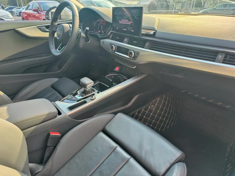 Audi A5 2023 Coupe 40 TFSI Tipo dinámico de moda interior foto 8 Audi A5 2023 Coupe 40 TFSI Tipo dinámico de moda interior foto 8