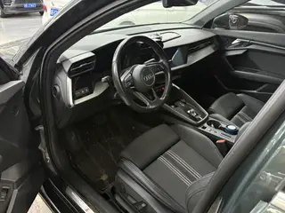Audi A3 2022 A3L Limousine 35 TFSI Estilo deportivo de moda exterior foto 4