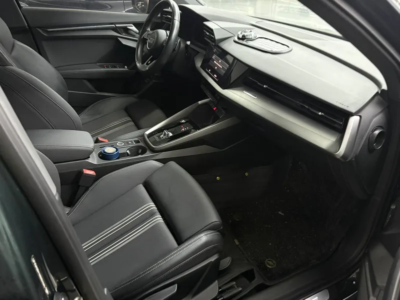 Audi A3 2022 A3L Limousine 35 TFSI Estilo deportivo de moda interior foto 6