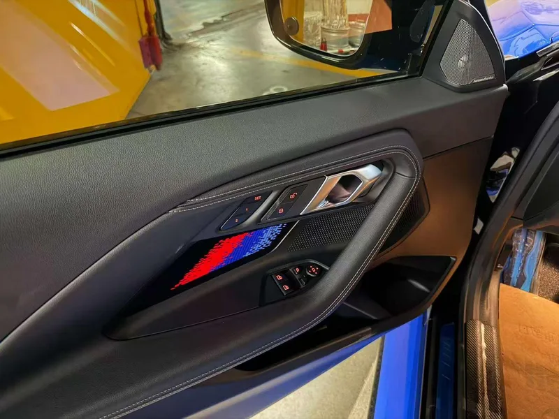 BMW M2 2024 M2 Coupé intérieur photo 6