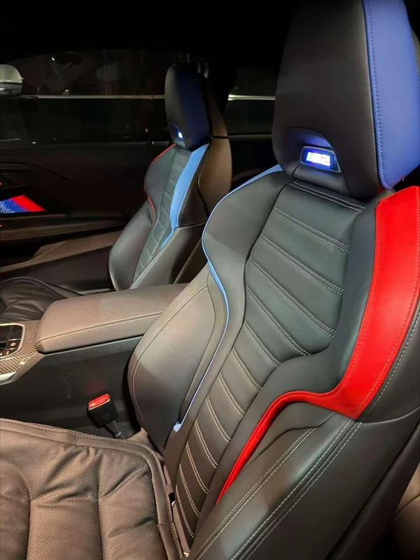BMW M2 2024 M2 Coupé intérieur photo 8