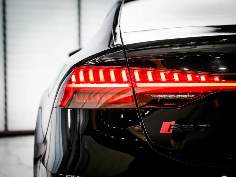 Audi RS 7 2024 RS 7 4.0T Sportback Performance exterior foto 7 Audi RS 7 2024 RS 7 4.0T Sportback Performance exterior foto 7