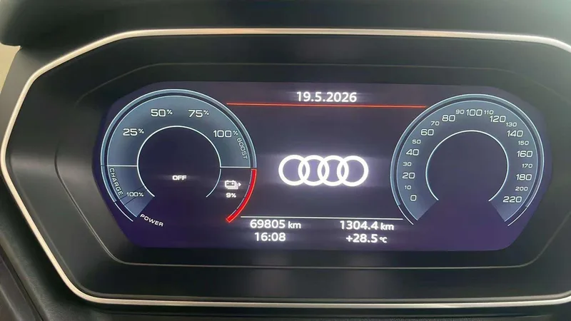 Audi Q4 e-tron 2023 50 e-tron quattro Version créative intérieur photo 10 Audi Q4 e-tron 2023 50 e-tron quattro Version créative intérieur photo 10