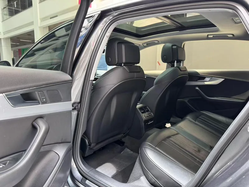 Audi A4L 2022 40 TFSI Fashion dynamic type interior photo 12 Audi A4L 2022 40 TFSI Fashion dynamic type interior photo 12