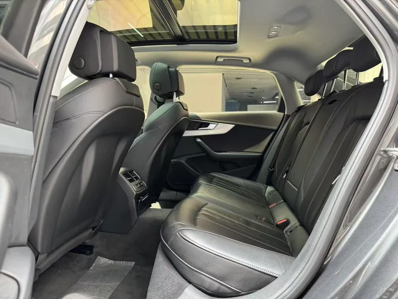 Audi A4L 2022 40 TFSI Fashion dynamic type interior photo 13 Audi A4L 2022 40 TFSI Fashion dynamic type interior photo 13