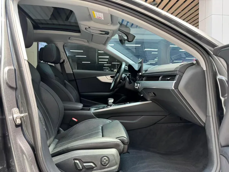 Audi A4L 2022 40 TFSI Fashion dynamic type interior photo 16 Audi A4L 2022 40 TFSI Fashion dynamic type interior photo 16