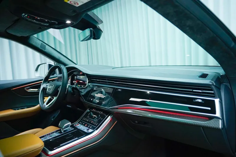 Audi RS Q8 2021 RS Q8 4.0T Premium Class interior photo 9 Audi RS Q8 2021 RS Q8 4.0T Premium Class interior photo 9