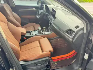 Audi Q5L 2022 40T Deluxe Dynamic interior photo 10 Audi Q5L 2022 40T Deluxe Dynamic interior photo 10