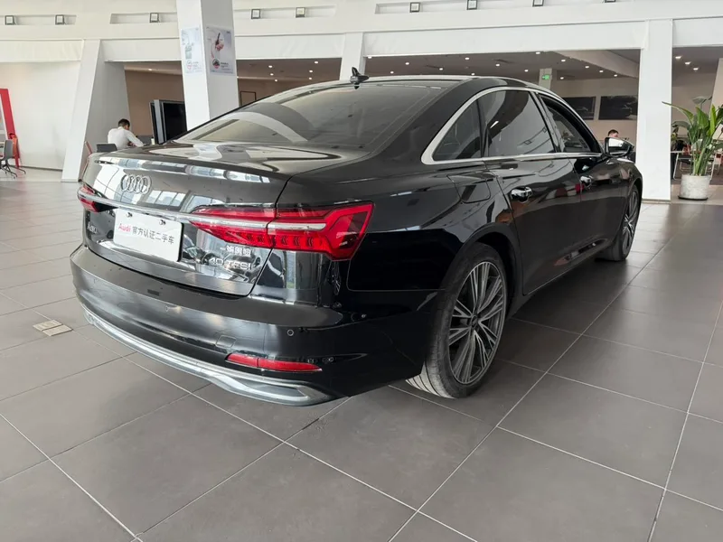 Audi A6L 2022 40 TFSI Deluxe Elegant exterior photo 4 Audi A6L 2022 40 TFSI Deluxe Elegant exterior photo 4