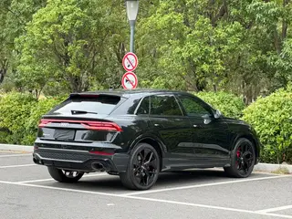 Audi RS Q8 2022 RS Q8 4.0T interior photo 9 Audi RS Q8 2022 RS Q8 4.0T interior photo 9
