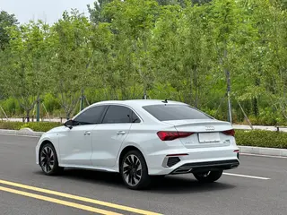 Audi A3 2022 A3L Limousine 35 TFSI Estilo deportivo de moda exterior foto 6 Audi A3 2022 A3L Limousine 35 TFSI Estilo deportivo de moda exterior foto 6
