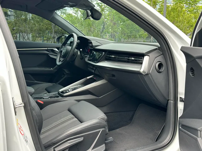 Audi A3 2022 A3L Limousine 35 TFSI Estilo deportivo de moda interior foto 13 Audi A3 2022 A3L Limousine 35 TFSI Estilo deportivo de moda interior foto 13
