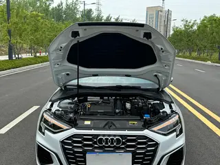 Audi A3 2022 A3L Limousine 35 TFSI Estilo deportivo de moda interior foto 15 Audi A3 2022 A3L Limousine 35 TFSI Estilo deportivo de moda interior foto 15