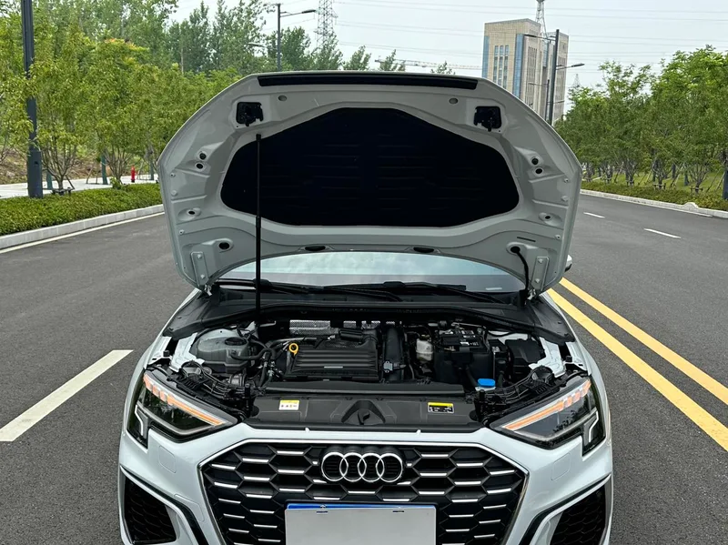 Audi A3 2022 A3L Limousine 35 TFSI Estilo deportivo de moda interior foto 15 Audi A3 2022 A3L Limousine 35 TFSI Estilo deportivo de moda interior foto 15