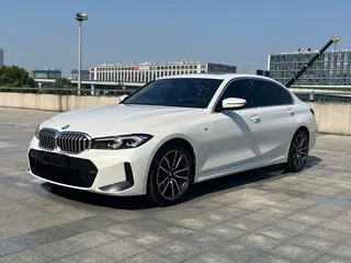 BMW 3 Series 2023 320Li M Conjunto deportivo