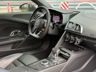 Audi R8 2022 V10 Coupe Performance interior photo 19 Audi R8 2022 V10 Coupe Performance interior photo 19