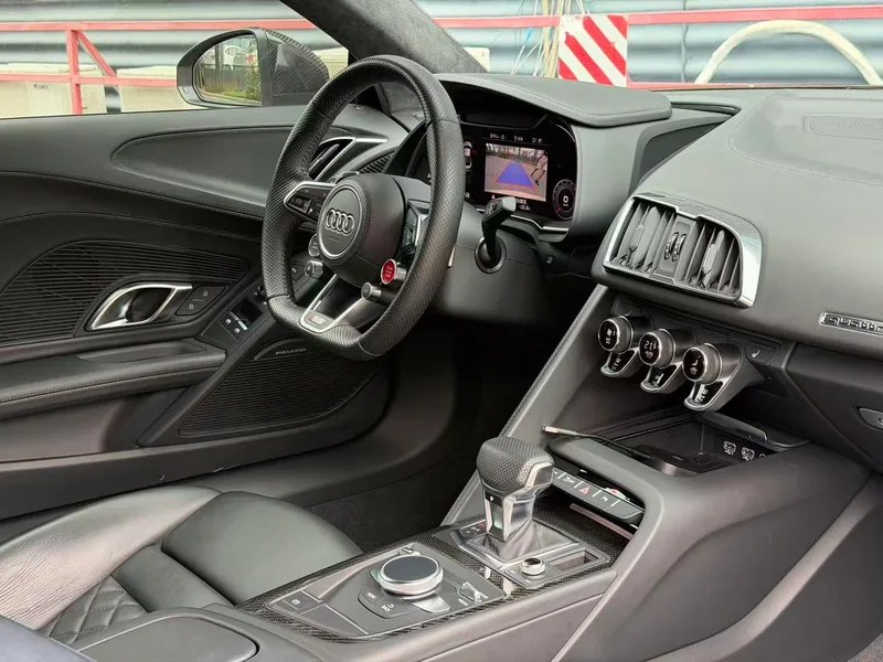Audi R8 2022 V10 Coupe Performance interior photo 19 Audi R8 2022 V10 Coupe Performance interior photo 19