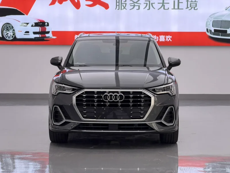Audi Q3 2023 Restyling 40 TFSI Fashion dynamic type exterior photo 2