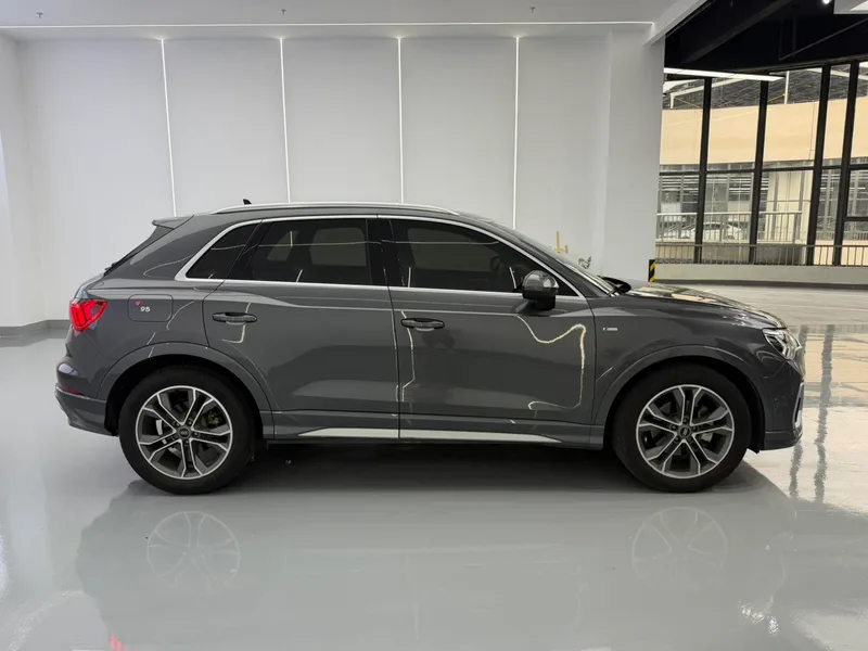 Audi Q3 2023 Restyling 40 TFSI Fashion dynamic type interior photo 13