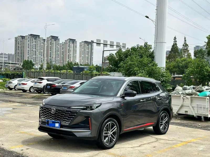 Changan CS55 PLUS 2022 Second generation 1.5T DCT Pilot type exterior photo 1 Changan CS55 PLUS 2022 Second generation 1.5T DCT Pilot type exterior photo 1