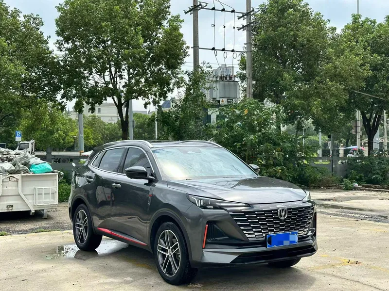 Changan CS55 PLUS 2022 Second generation 1.5T DCT Pilot type exterior photo 3 Changan CS55 PLUS 2022 Second generation 1.5T DCT Pilot type exterior photo 3