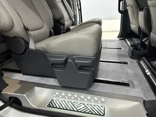 Toyota Sienna 2024 Dual Power 2.5L Comfort Edition exterior photo 10