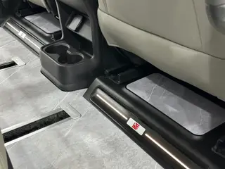 Toyota Sienna 2024 Dual Power 2.5L Comfort Edition interior photo 18