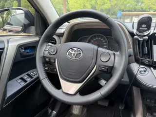 Toyota RAV4 2015 2.5L Automatic four-wheel drive elite version exterior photo 8 Toyota RAV4 2015 2.5L Automatic four-wheel drive elite version exterior photo 8